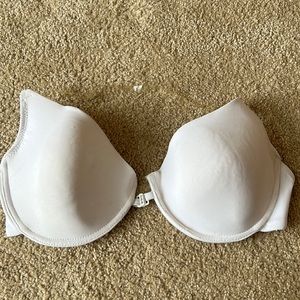 Basic universal 38D bra
